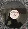 21_VINYL_One_VertigoSeek_03